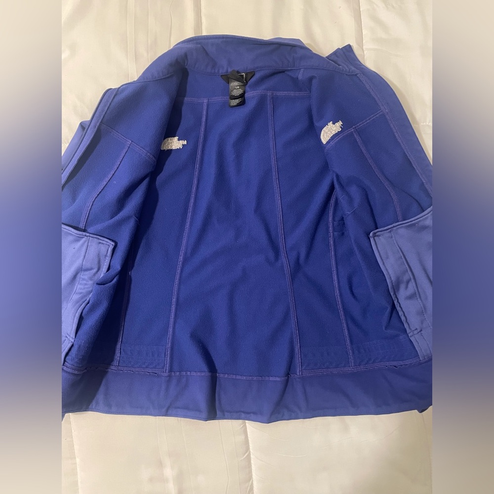The North Face Jacket - Picture 11 of 11